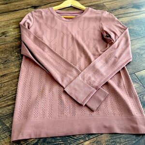 Lululemon long sleeve with fun pattern! Unique and not sold at every location.